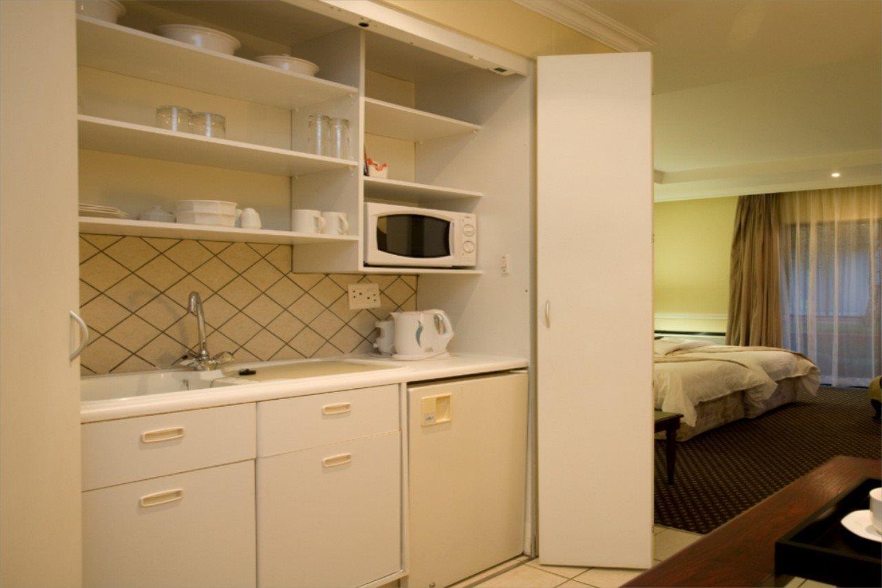 Courtyard Hotel Rosebank Johannesburg Bagian luar foto